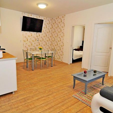 Apartament 7 Central Targu-Mures Bagian luar foto